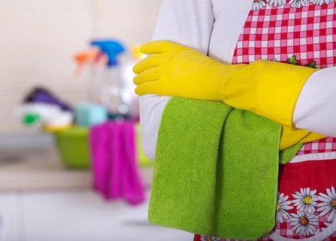 Local deep cleaning service for kitchens and bathrooms in Deepcleaning